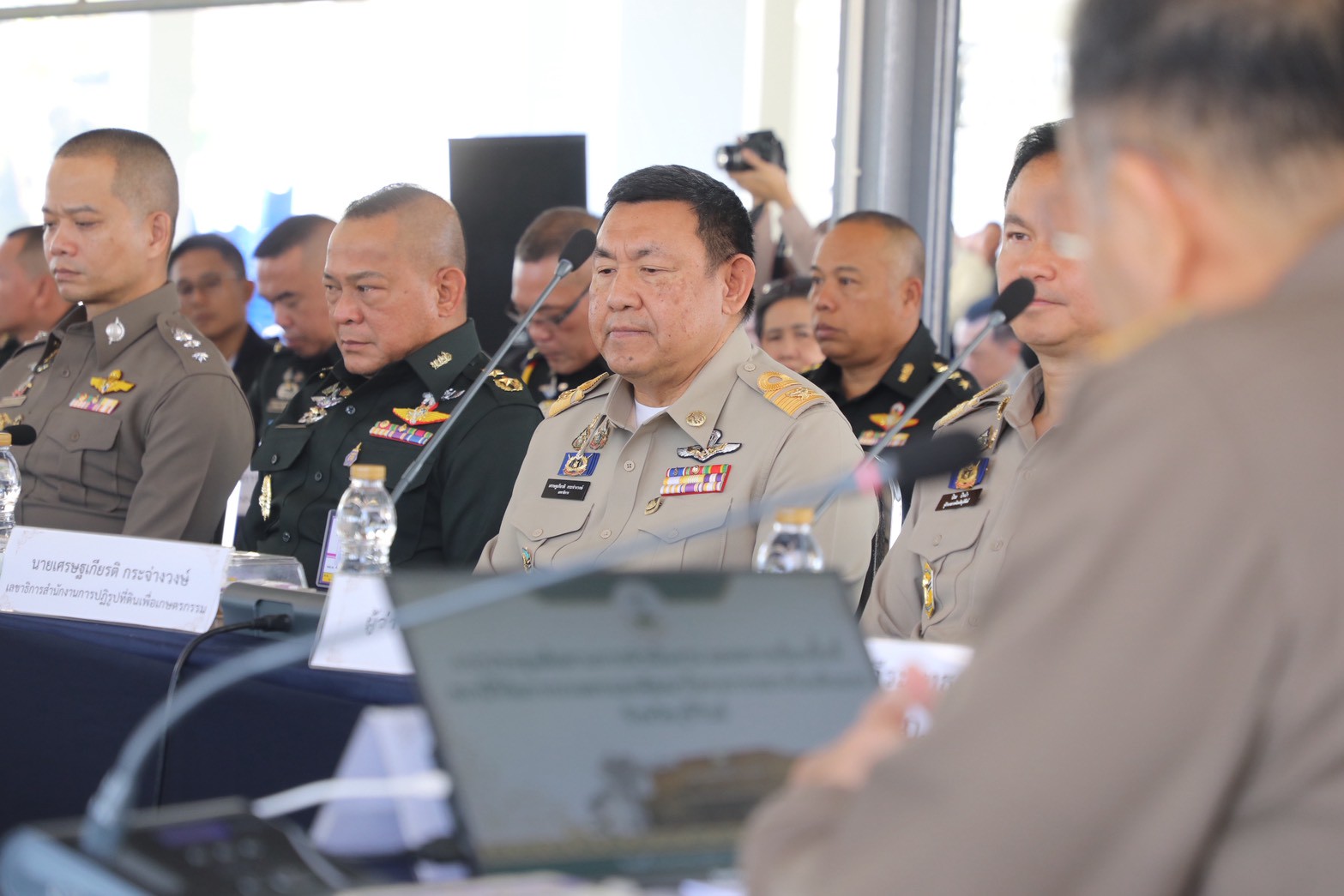 title - ส.ป.ก. เข้าร่วมพิธีเปิดสำนักงานฯ พร้อมมอบเอกสารสิทธิ์ การใช้ประโยชน์ที่ดิน (ส.ป.ก.) และประชุมการติดตามการดำเนินงานตามแผนปฏิบัติการพัฒนาพื้นที่สถานีวิจัยการเกษตรและพัฒนาโครงการหลวงโนนดินแดง ณ จังหวัดบุรีรัมย์